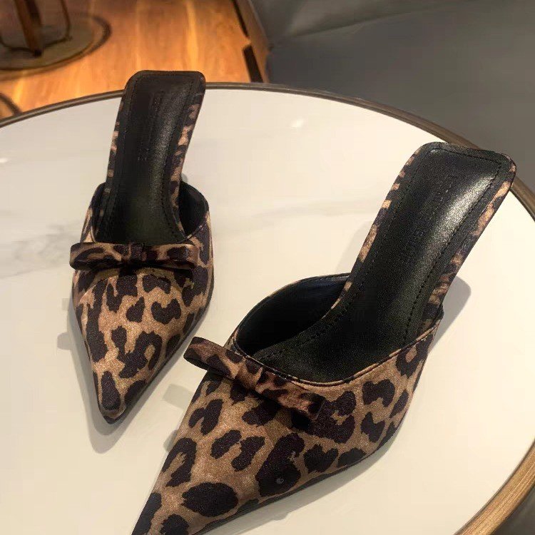 damespantoffels met puntige ho - Ethnic Fashion Women recensie en prijs